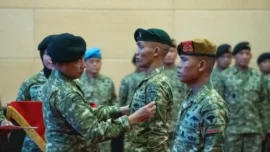 Penyerahan penghargaan berlangsung di Aula Gatot Soebroto, Mabes TNI, Cilangkap, Jakarta Timur, Kamis (20/8/2026). (Sumber Foto: Puspen TNI)