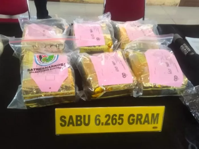 Narkotika jenis sabu dengan berat 6.265 gram yang berhasil diamankan Satresnarkoba Polrestabes Surabaya | dok/foto: JK/Bicaraindonesia.id